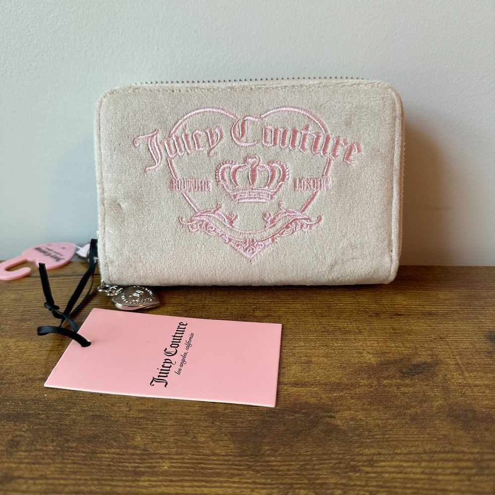 New Juicy Couture Girlie Royalty Sandstone Pink Luxury Double Zip Wallet Cute